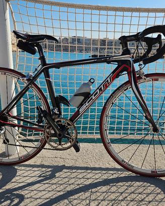 Scott Cr1 Pro, Full carbon