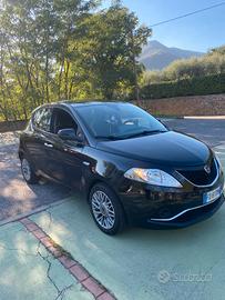 LANCIA YPSILON 1.2 GOLD 69CV 2016