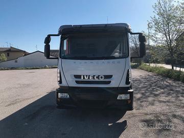 Eurocargo iveco 120 e 25 ribaltabile