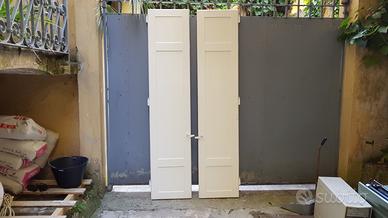 Scuri interni in legno per finestre