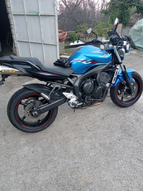 YAMAHA Fz6 S2