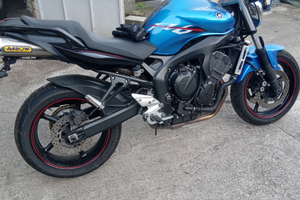 YAMAHA Fz6 S2
