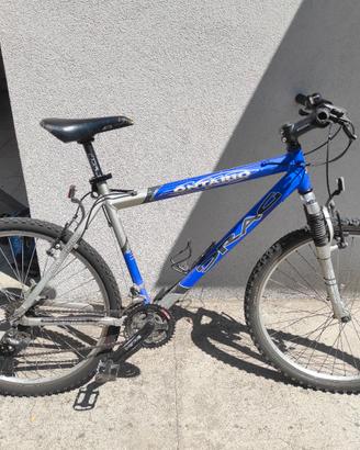 bicicletta Mountain bike 26 pollici