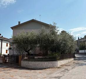 Villetta a Schiera Rosciano di Fano