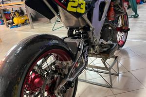 Aprilia Sxv 550 Motard