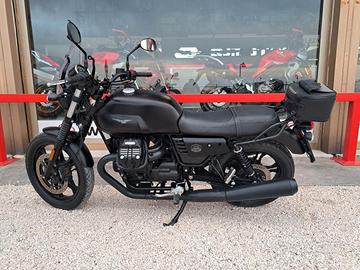 MOTO GUZZI V7 III STONE 750