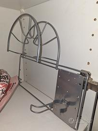 Accessorio per armadio avvolgi cavo aspirapolvere 