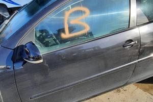 VOLKSWAGEN GOLF 5 2007 - PORTA SINISTRO