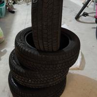 4 gomme invernali 