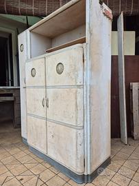 credenza vintage o madia