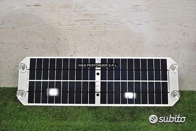 Caricabatteria solare nuovo con accessori | 13603