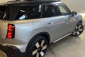 MINI COUNTRYMAN STUPEND.A