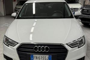 AUDI A3 SPB 1.6 TDI 116 CV Business