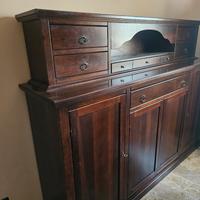 Credenza 