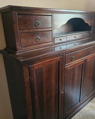 Credenza 
