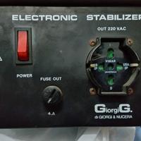 Stabilizzatore elettronico tensione 170-270 a 230V