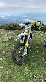Moto enduro