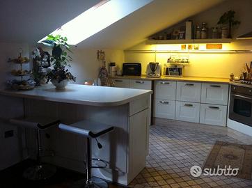 Mansarda con terrazzo Viale Marconi