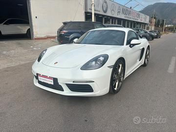 Porsche 718 Spyder Caymanne 2.0 300 CV PDH