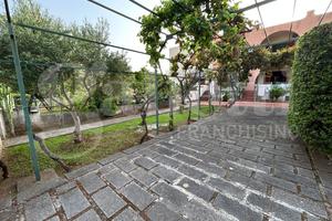 Duplex Scalea [35VRG]