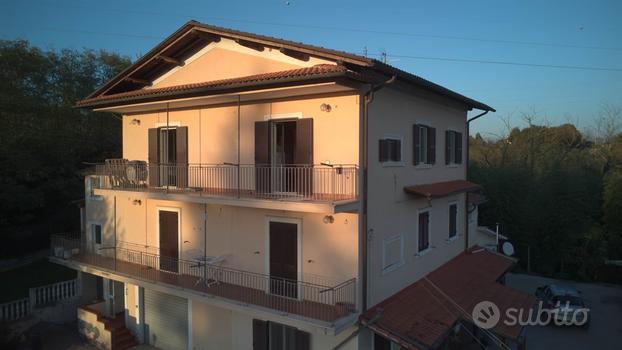 Quadrilocale ampia metratura con balcone e posto