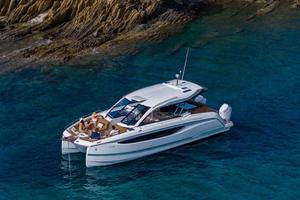 Jeanneau TH 38