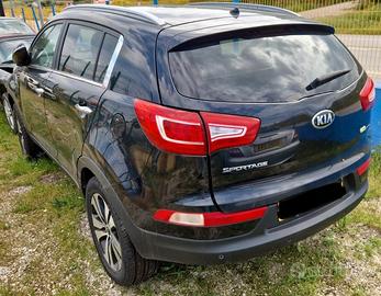 Kia Sportage eco dynamics anno 2012 per ricambi (2
