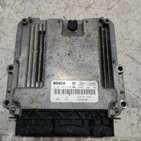 Centralina motore opel vivaro 0281019840 237101754