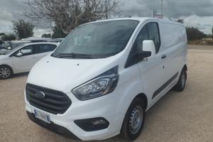 Ford Transit Custom furgone