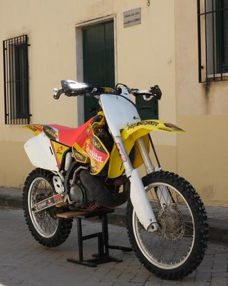 SUZUKI RM 250 2T 1999