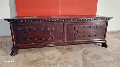 Baule/Cassapanca antica in legno massello