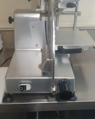 affettatrice per bar/piccola ristorazione o casa