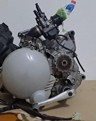 Motore completo am6 2019