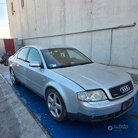 Audi A6 C5 2002 2.8 TDI 132KW PER RICAMBI