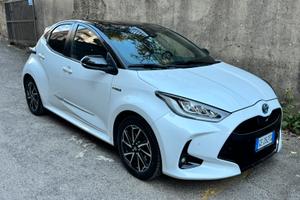 Toyota yaris hybrid
