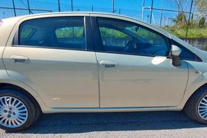 GRANDE PUNTO 1,2 BENZINA X NEOPATENTATI GOMME NUOV