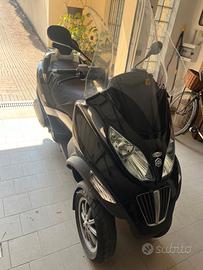 Scooter Piaggio MP3 ie 300