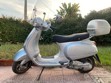 Piaggio Vespa 125 LX - 2009