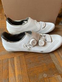 Scarpe corsa giant surge pro