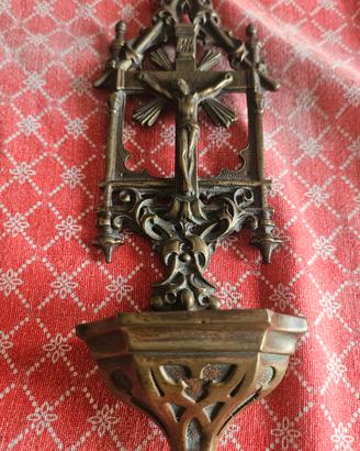 acquasantiera in ottone