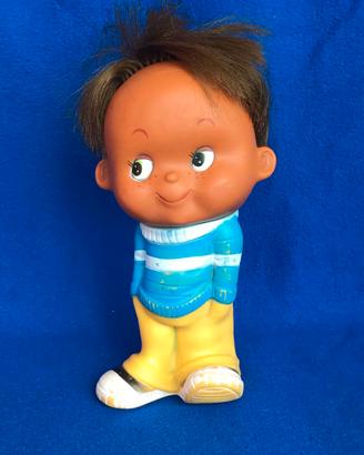 pupazzetto ragazzo in gomma dura anni 70