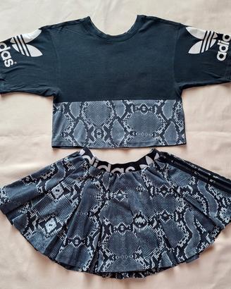 Adidas Originals gonna + top crop L.A Black snake