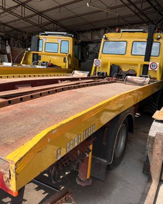 Carroattrezzi iveco 65/10