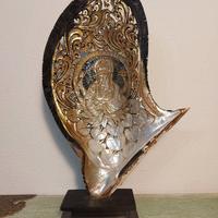 Scultura arte orientale in madreperla naturale