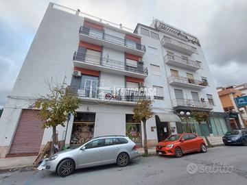 TRILOCALE OLTRE ACCESSORI IN ZONA BARCELLONA POZZO