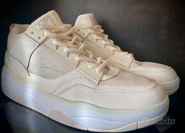 Sneakers Karl Kani 44