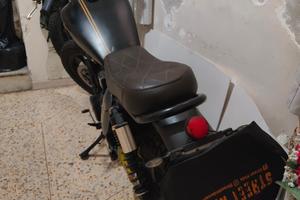 Honda VT 500 Cafe racer 