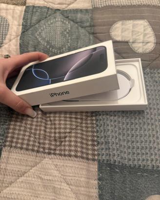 iPhone 16 Pro 128 GB – Titanio Nero