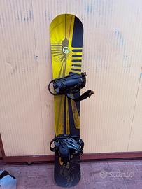 Tavola snowboard 164cm + attacchi + scarponi