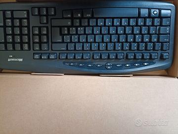 Tastiera e mouse per computer Microsoft wireless